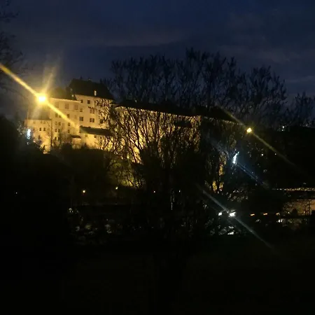 Fairytale Under The Castle - 5 Min City! * Cesky Krumlov