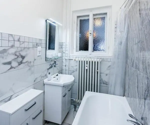 Fairytale Under The Castle - 5 Min City! Český Krumlov