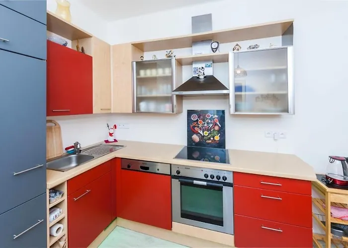 Fairytale Under The Castle - 5 Min City! 公寓 *